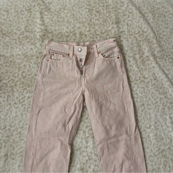 Pink Levi High Wasted Jeans - Picture 3 of 6
